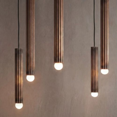 Vesta Single XLG – Pendelleuchte – Schwung – Massives Messing – E14 LED – H 431 cm