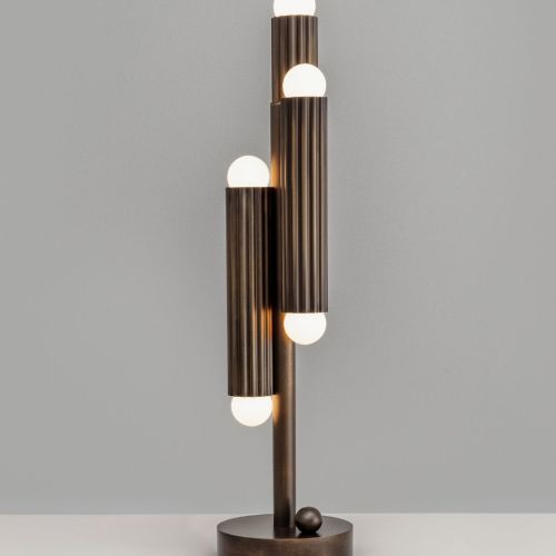 Vesta Table – Lampe de table – Schwung – Laiton massif – 6 LED E14 – H 61 cm