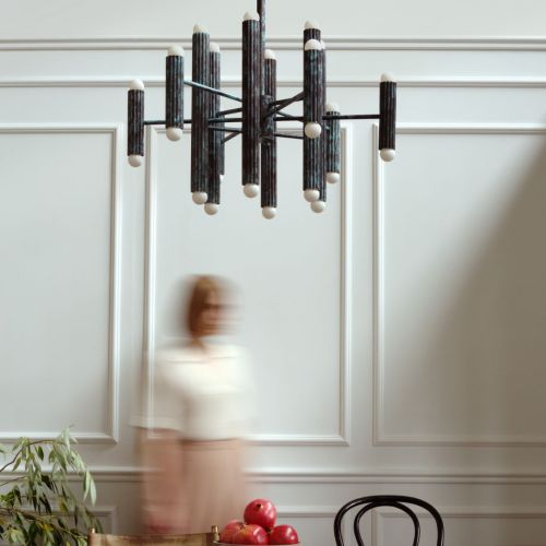 Vesta Round 24 – Lustre suspension – Schwung – Laiton massif – 24 LED E14 – Ø 80 cm