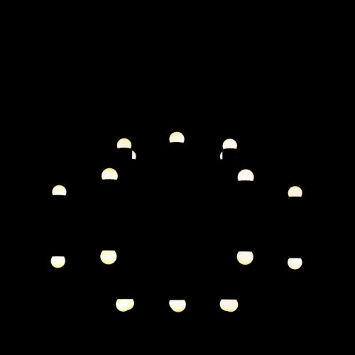 Vesta Round 24 – Lustre suspension – Schwung – Laiton massif – 24 LED E14 – Ø 80 cm