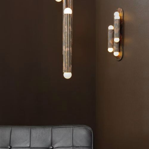 Vesta Triple 2 – Wand- / Deckenleuchte – Schwung – Massives Messing – 6 E14 LEDs – H 46 cm