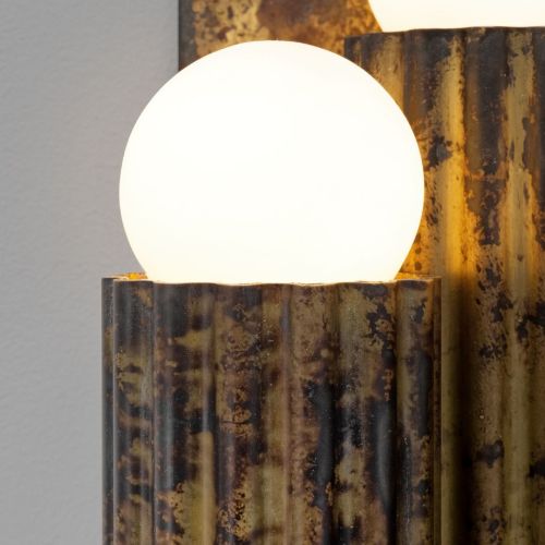 Vesta Triple – Applique murale / Plafonnier – Schwung – Laiton massif – 6 LED E14 – H 38 cm