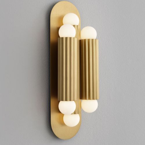 Vesta Triple – Wand- / Deckenleuchte – Schwung – Massives Messing – 6 E14 LEDs – H 38 cm