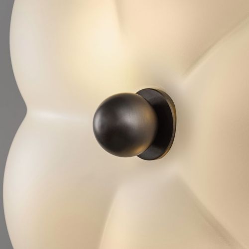 Hana MD – Wall / Ceiling Light – Schwung – Frosted Opal Glass & Brass – 3 E14 LEDs – Ø 34 cm